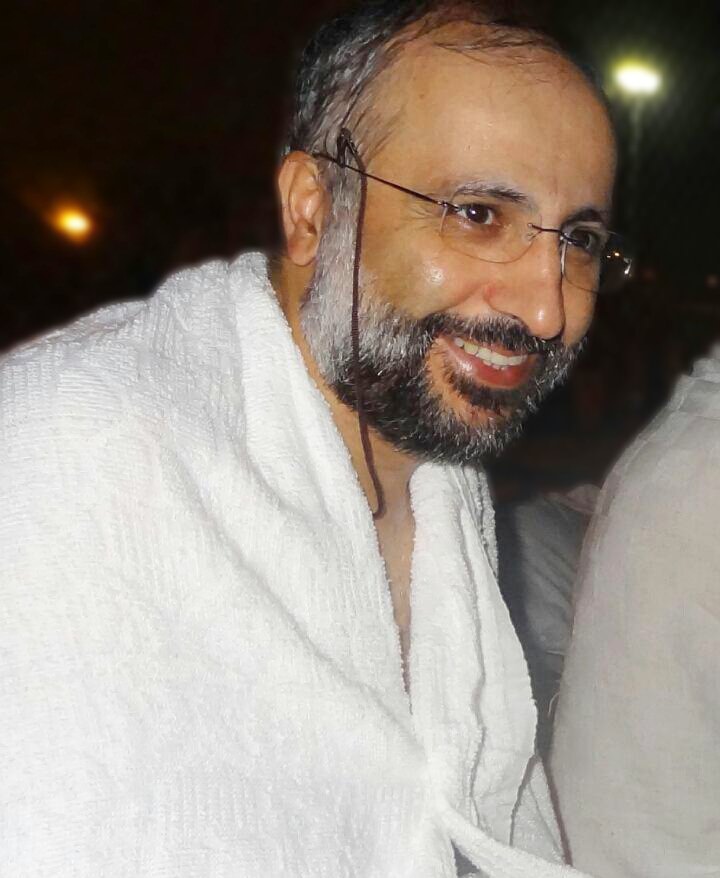 منا